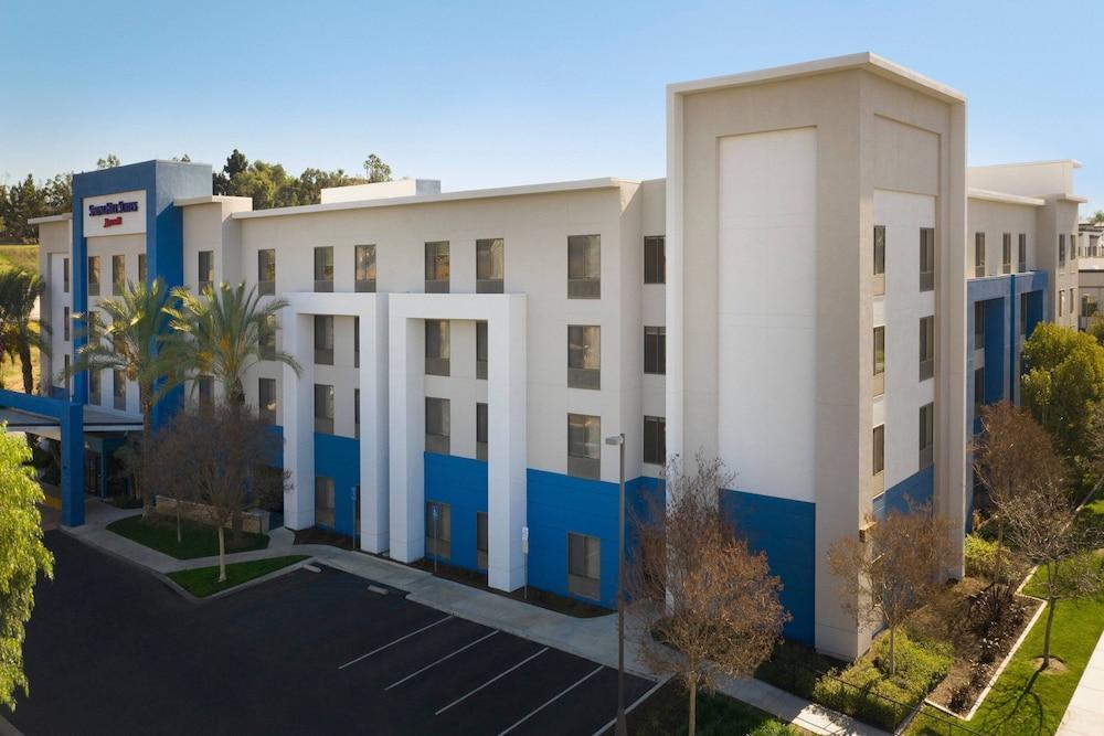 Springhill Suites By Marriott Corona Riverside Exterior foto