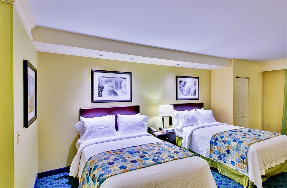 Springhill Suites By Marriott Corona Riverside Exterior foto