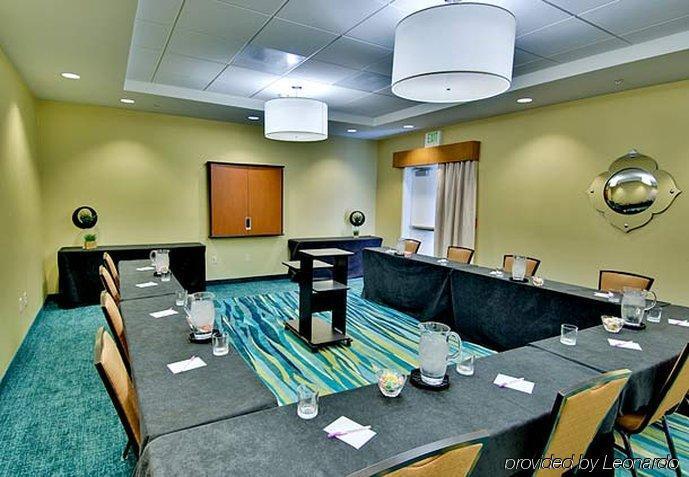 Springhill Suites By Marriott Corona Riverside Facilități foto