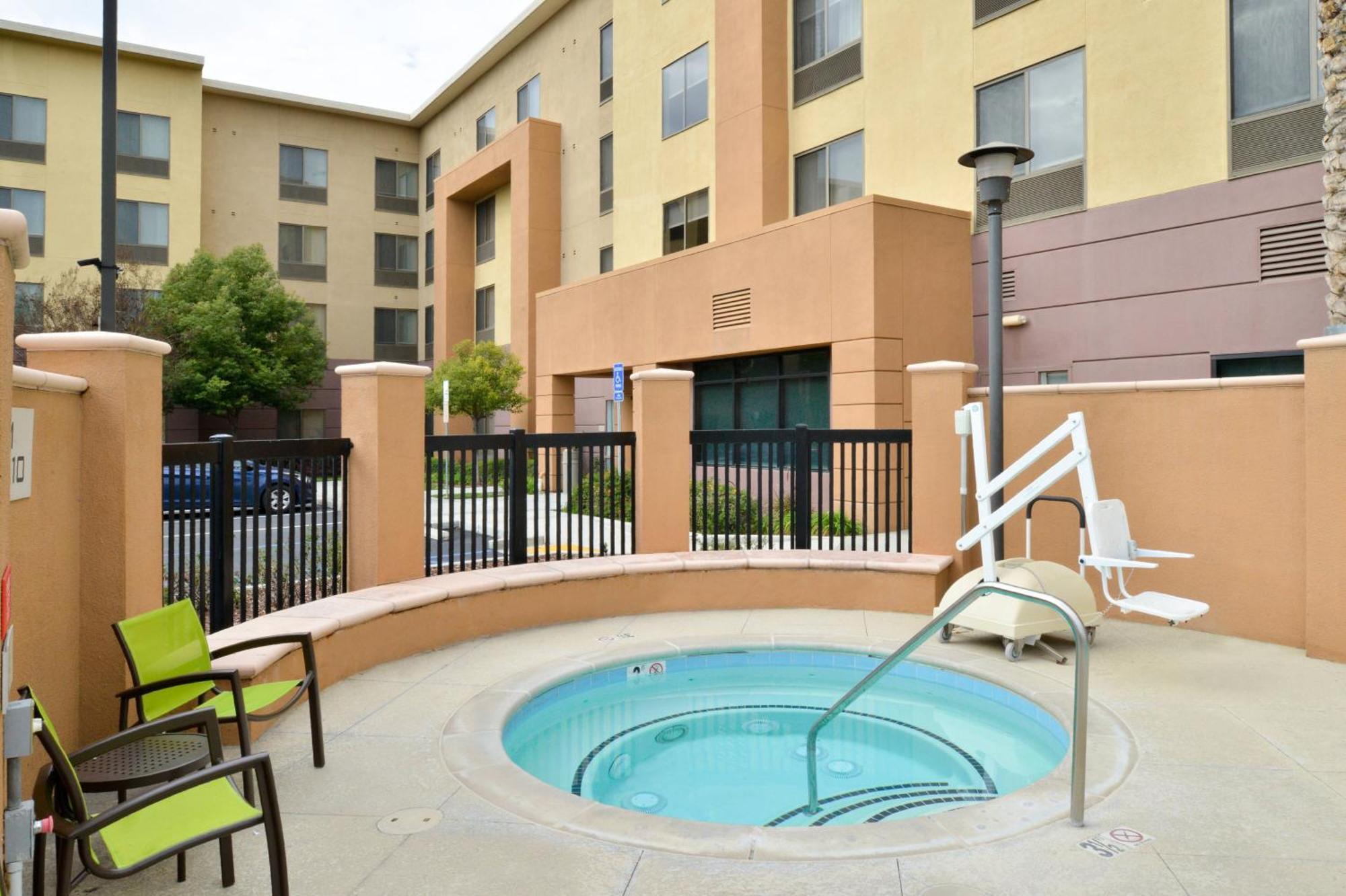 Springhill Suites By Marriott Corona Riverside Exterior foto