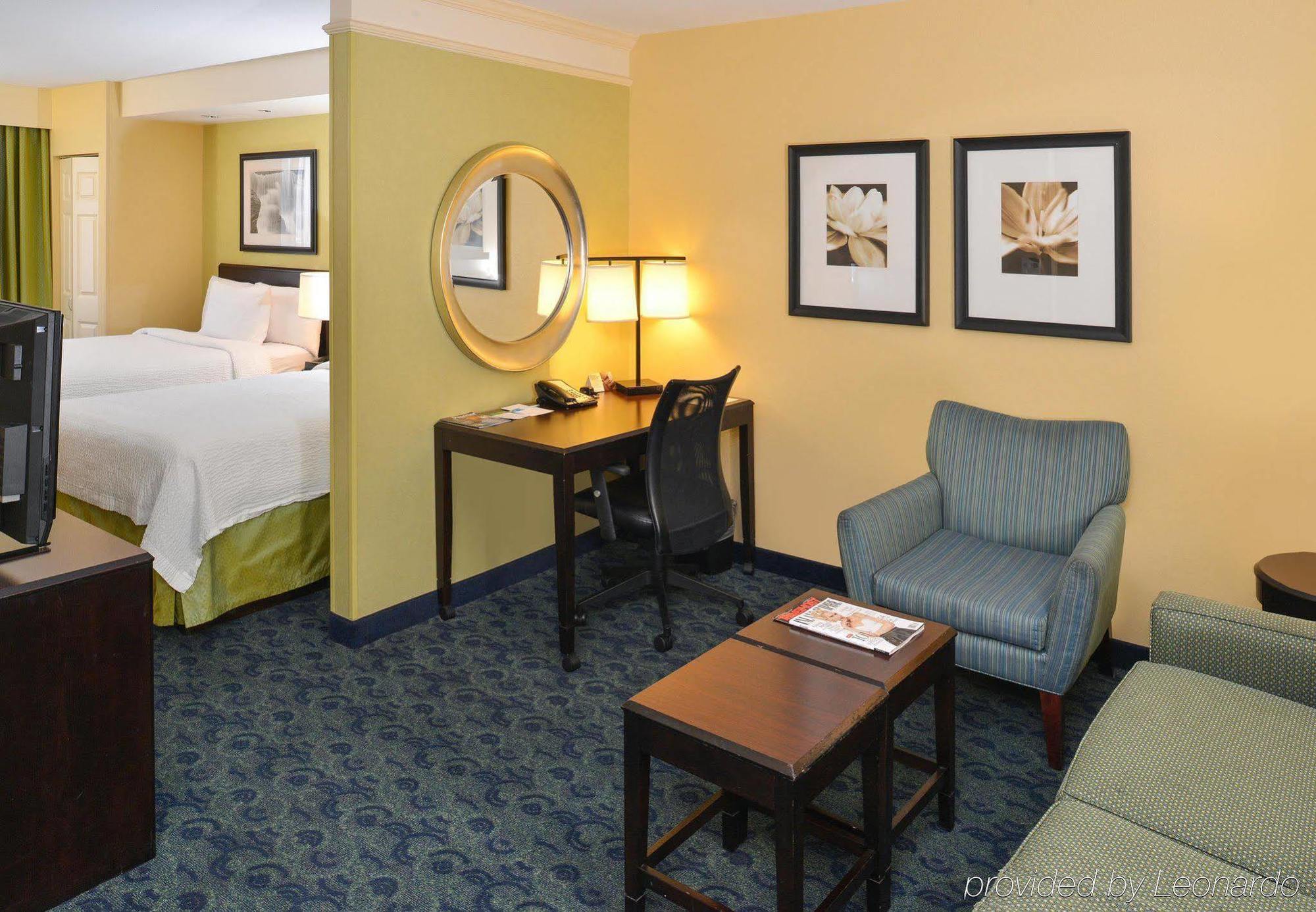 Springhill Suites By Marriott Corona Riverside Exterior foto